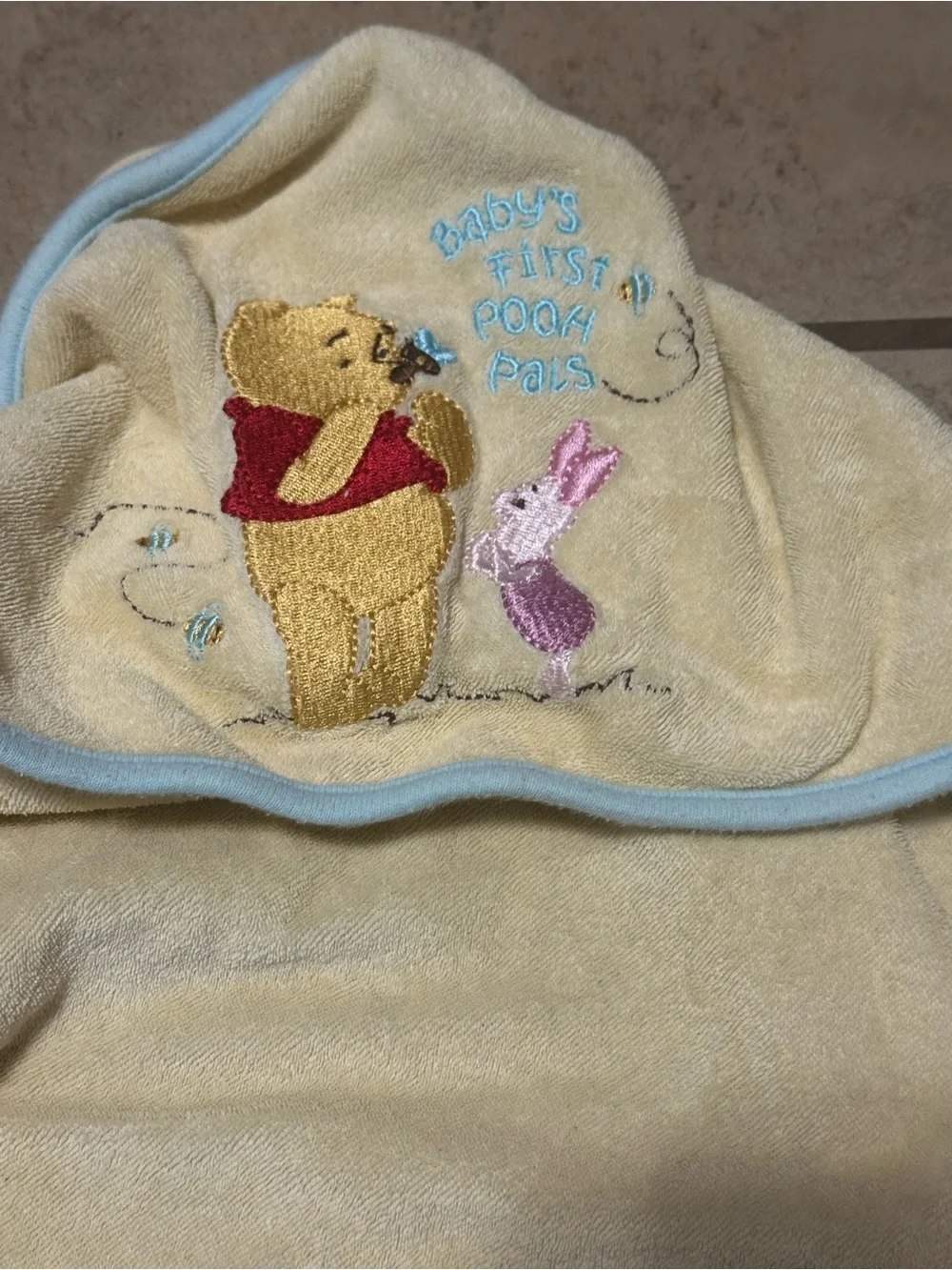 Winnie the Pooh baby bundle withsleeper, towel, bibs,